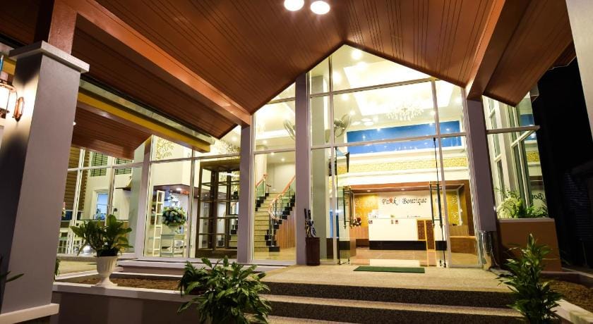 Peak Boutique City Hotel Krabi Bed and Breakfast in Krabi Changwat