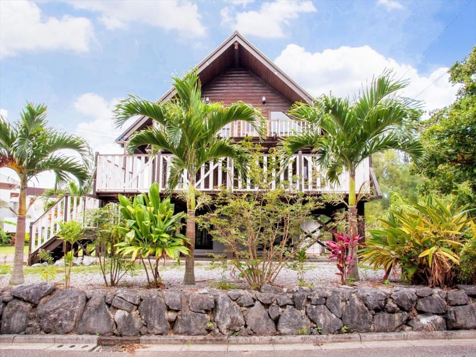 Kariyushi Condominium Resort Yuudekiya Lodge in Okinawa Prefecture