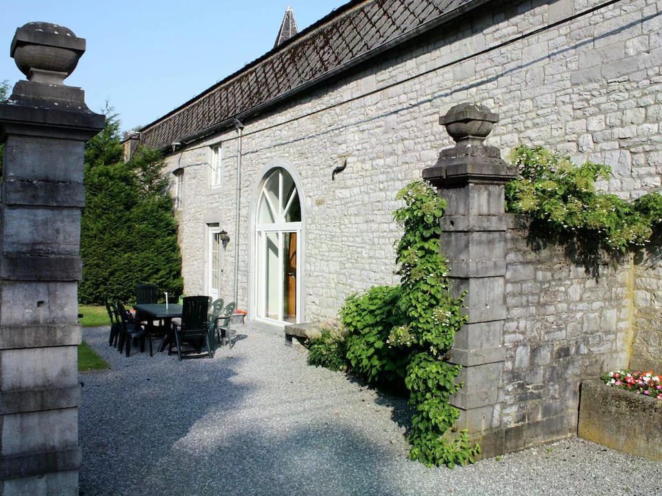 Castle Retreat, Barvaux-Condroz Vacation rental in Wallonia, Belgium