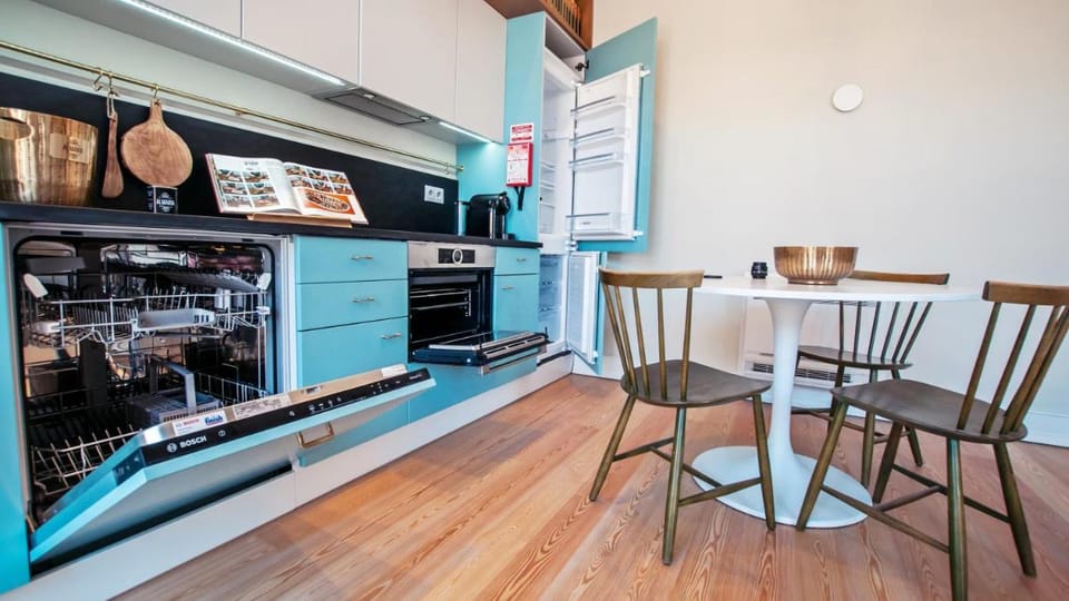 Almaria - Ex Libris Apartments | Chiado Apartment in Lisbon