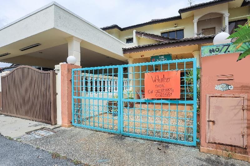 OYO 90229 3 Little Birds Homestay 4bhk Vacation rental in Malacca