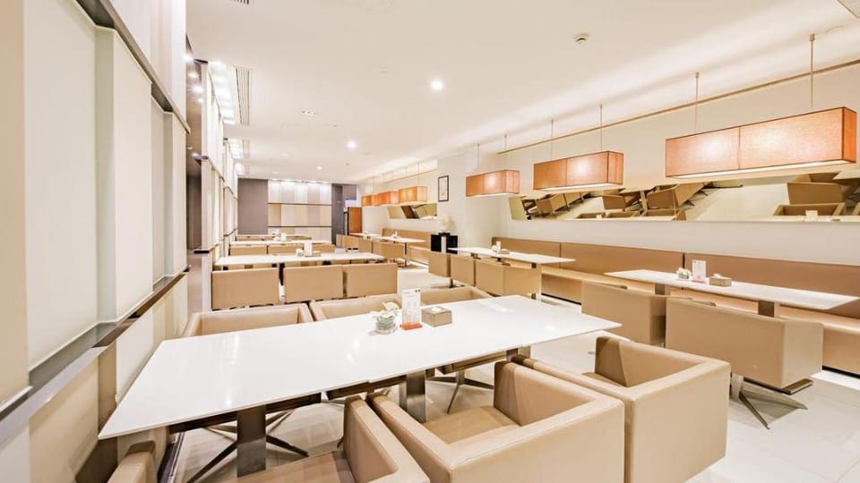 Jinjiang Inn Select Chongqing Huangguan Grand Lift Children's Hospital Lake View Hotel in China