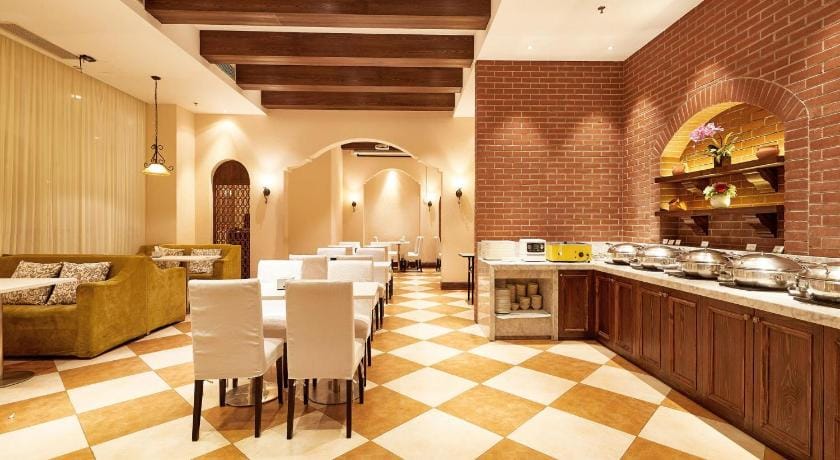Jinjiang Inn Select Shanghai Hongqiao Hub Jiangqiao Wanda Plaza Hotel in Shanghai