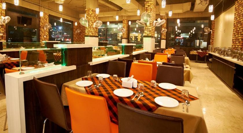 Hotel Golden View Hotel in Maharashtra