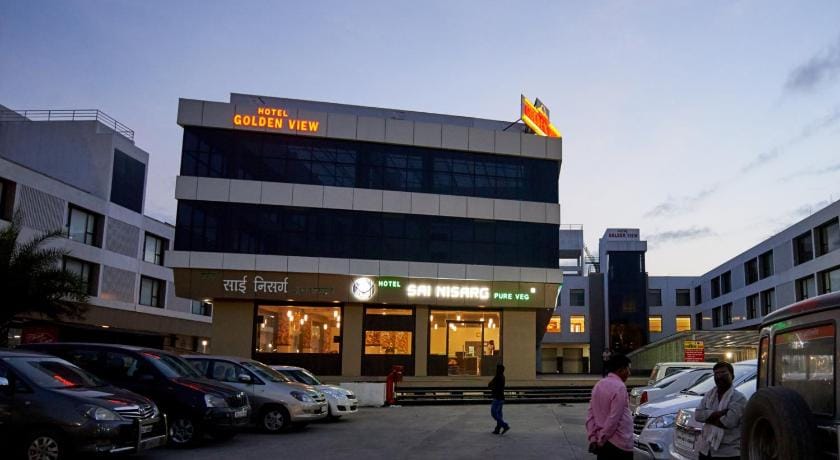 Hotel Golden View Hotel in Maharashtra
