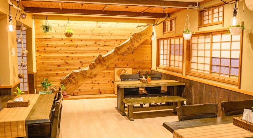 AIBIYA Bed and Breakfast in Shimotakai District