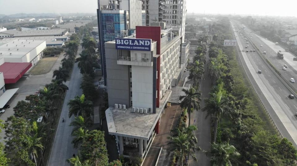 BiglandOtel Sentul Suites & Convention Hotel in West Java