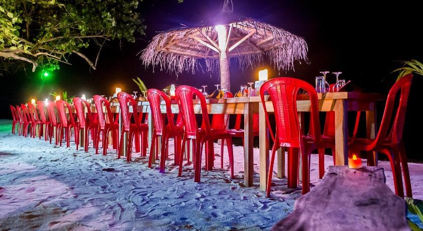 Detour Beach View Bed and Breakfast in Maldives