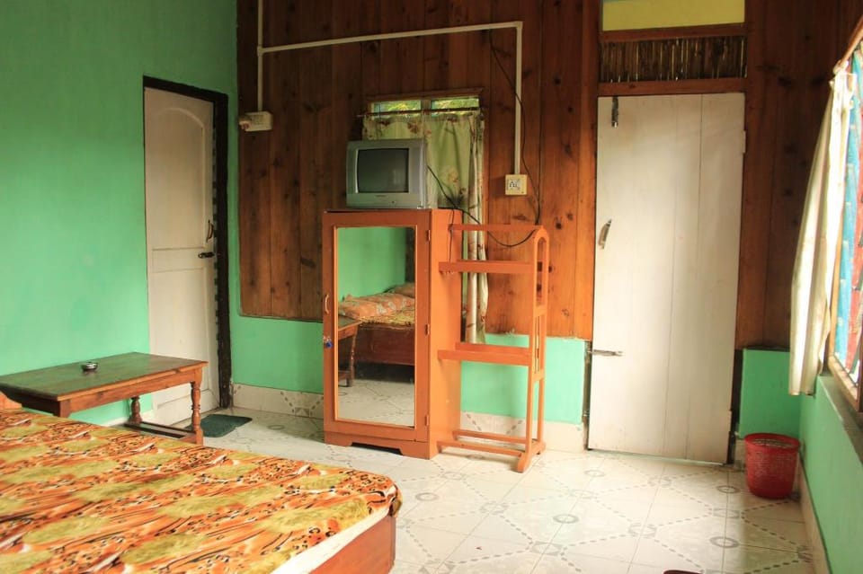 Lake View Resort Hotel in West Bengal