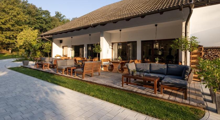 Pension & Glamping Pibernik Hotel in Bled