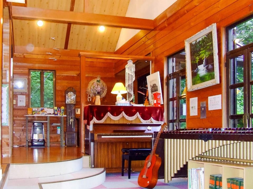 Yamanakako Pension Pause Bed and Breakfast in Shizuoka Prefecture