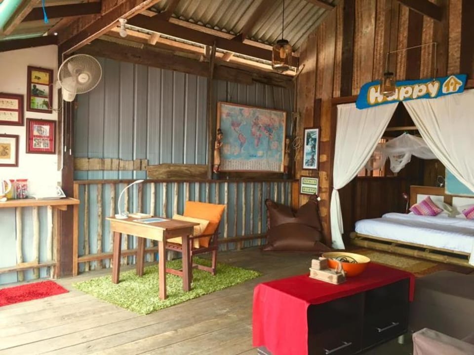 4Wooden Fish Waterfront House Vacation rental in Krabi Changwat