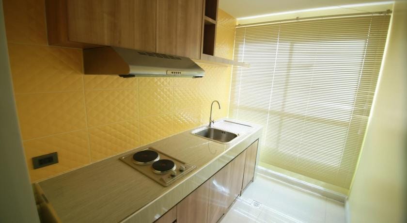 Pintree Service Apartment Hotel in Pattaya City