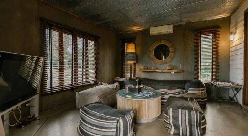The Farmhouse at Polo Escape Farm Stay in Chon Buri Changwat
