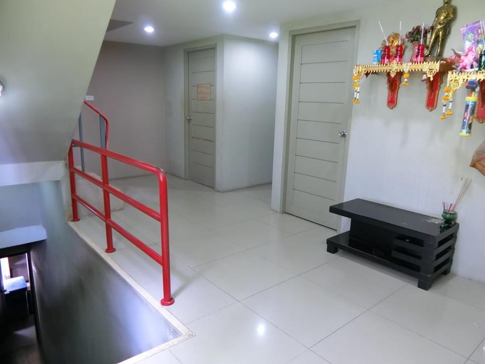 crystal suites pattaya Apartment in Pattaya City