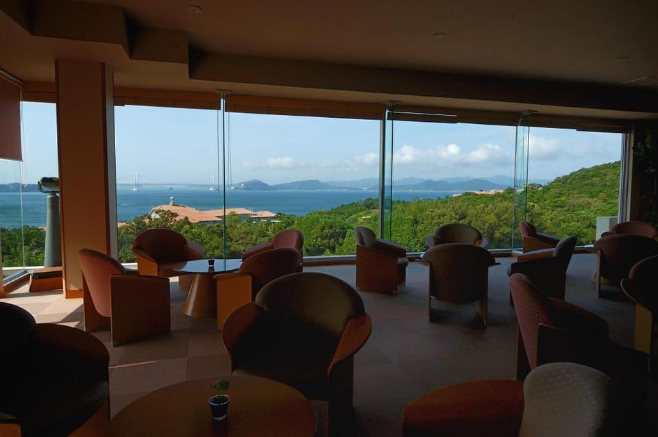 Awaji Island Uzushio Onsen Umemaru Hotel in Hyogo Prefecture