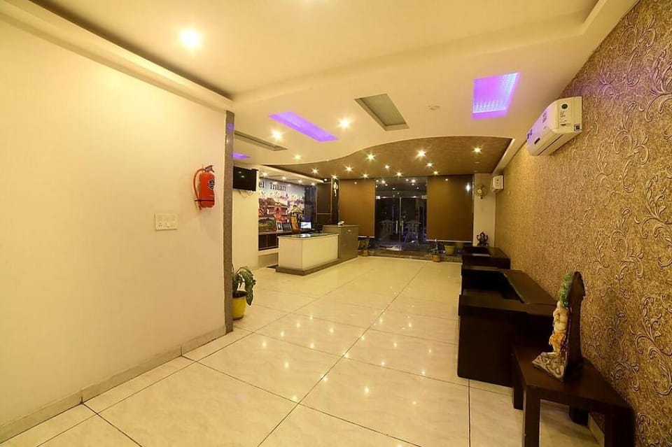 Hotel Trihari Hotel in Rishikesh