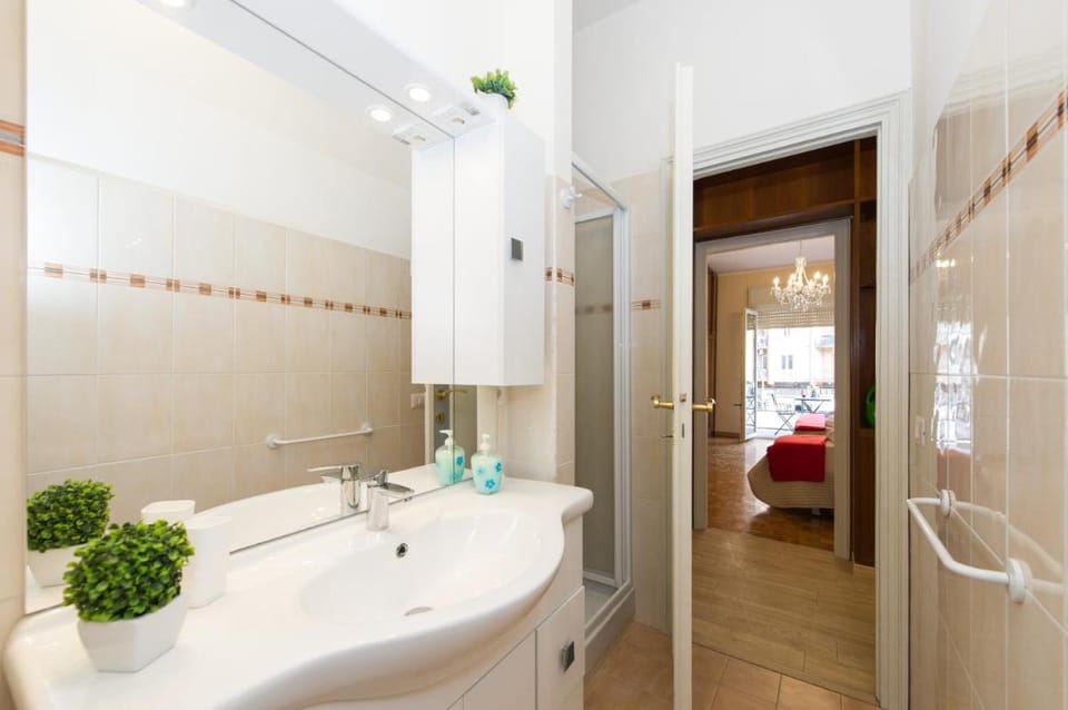 House Gregorio Apartment in Rome