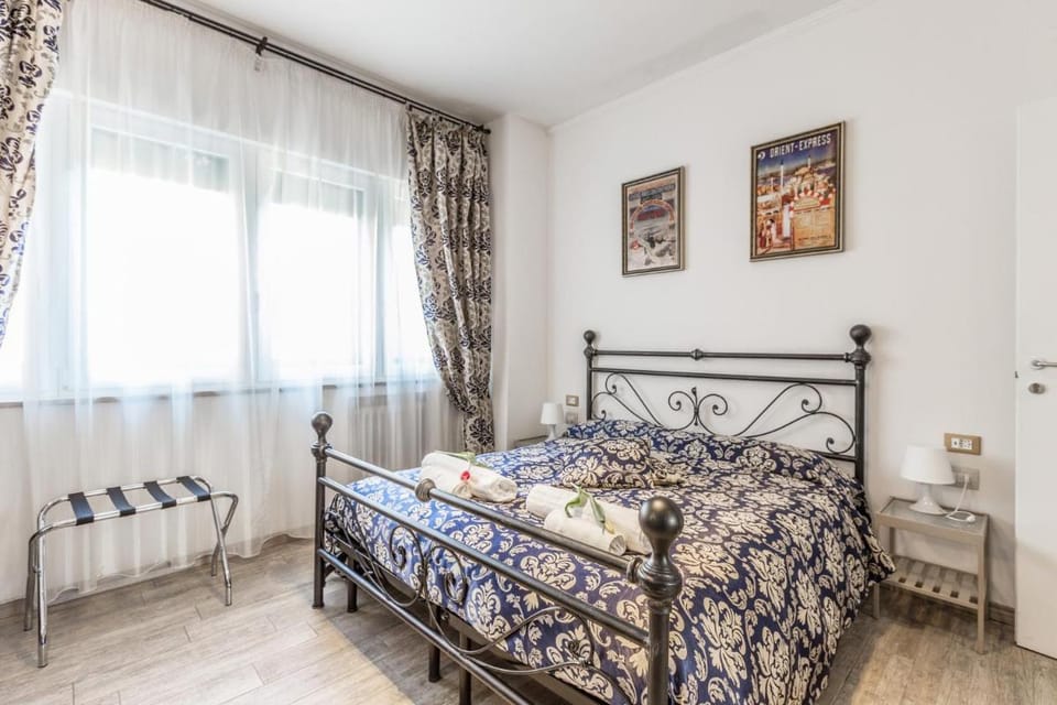 Central City Rooms Bed and Breakfast in Bologna