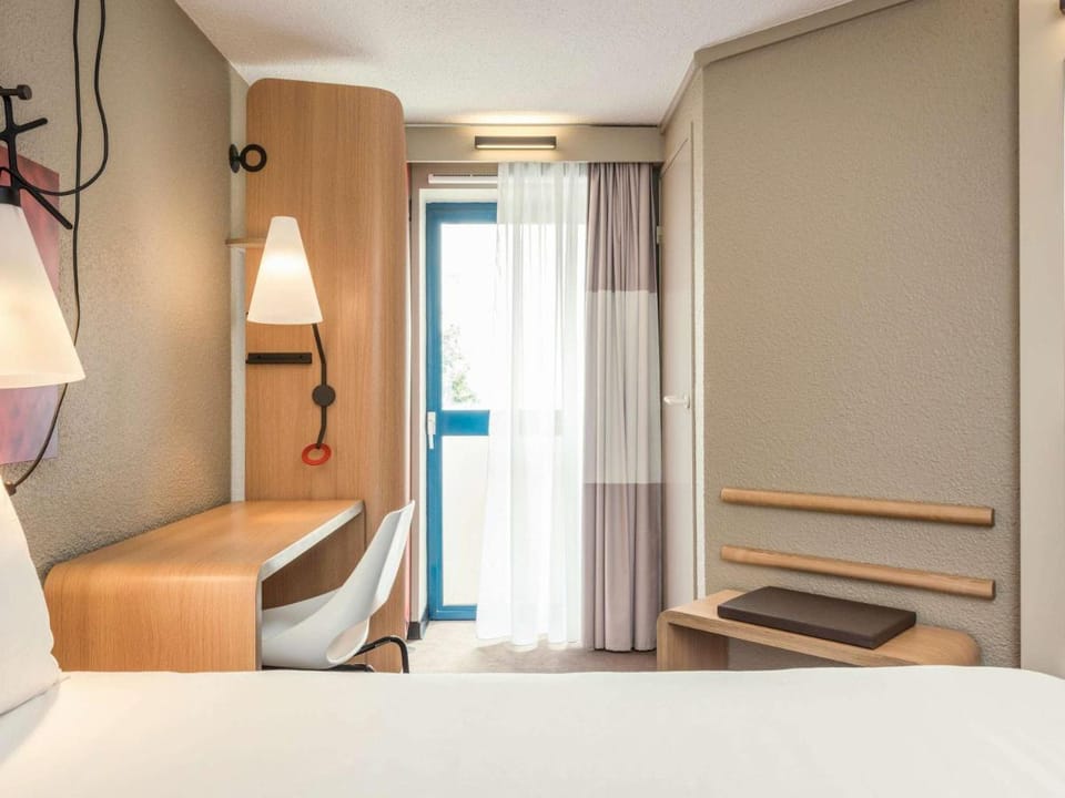 ibis Paris Gare Montparnasse 15ème Hotel in Paris
