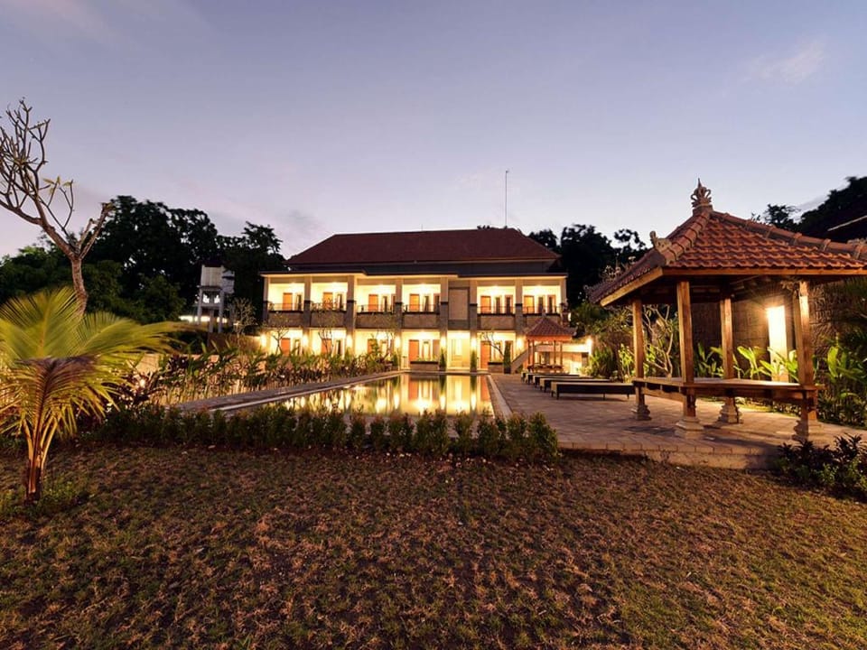 Le LIMA Hotel Hotel in Kuta