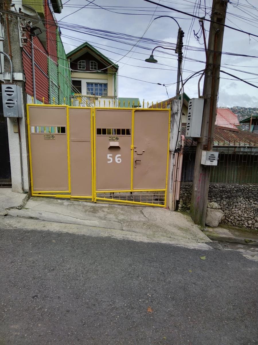 Zeb's Transient House and Tour Vacation rental in Baguio