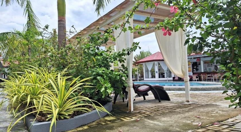Garden Village Resort Hotel in Central Visayas