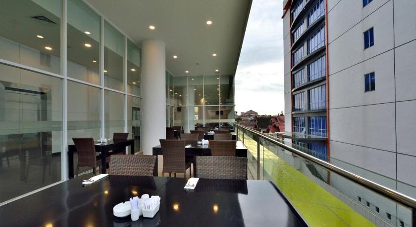 Whiz Hotel Sudirman Pekanbaru Hotel in West Sumatra, Indonesia