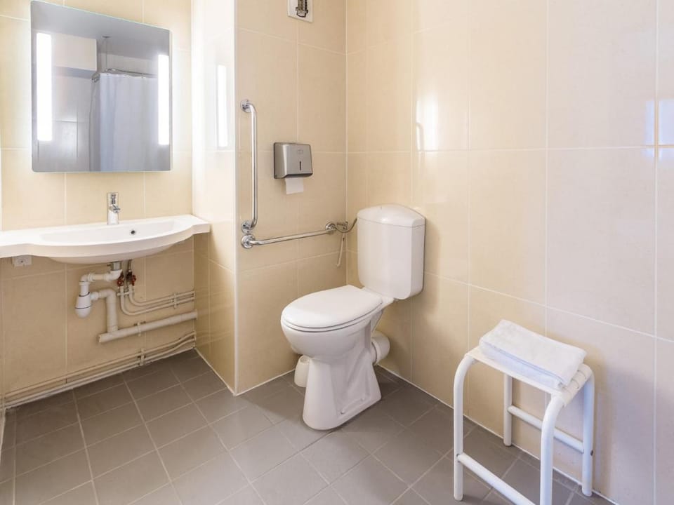B&B HOTEL Angers 2 Université Hotel in Pays de la Loire