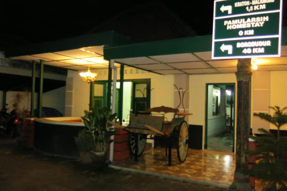 Pamularsih Homestay Vacation rental in Yogyakarta