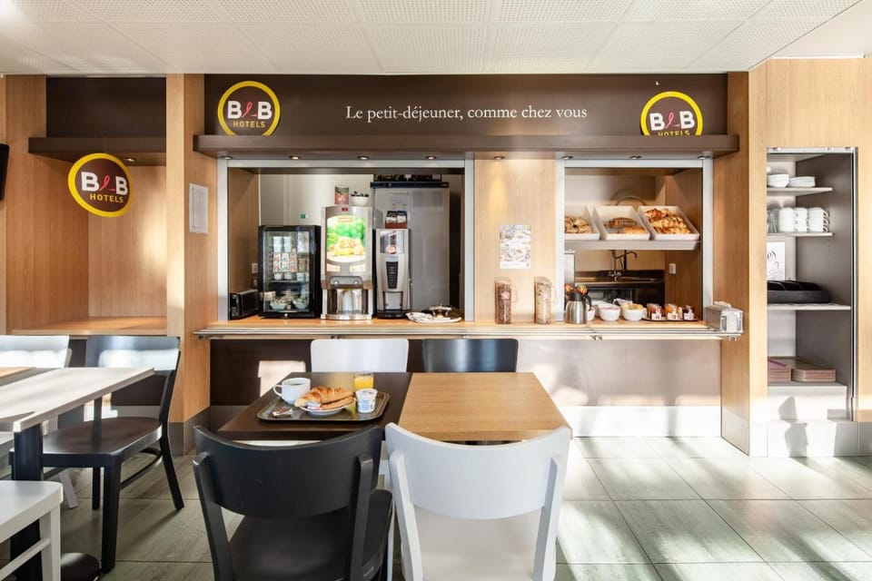 B&B Hôtel Pontault Combault Hotel in Île-de-France