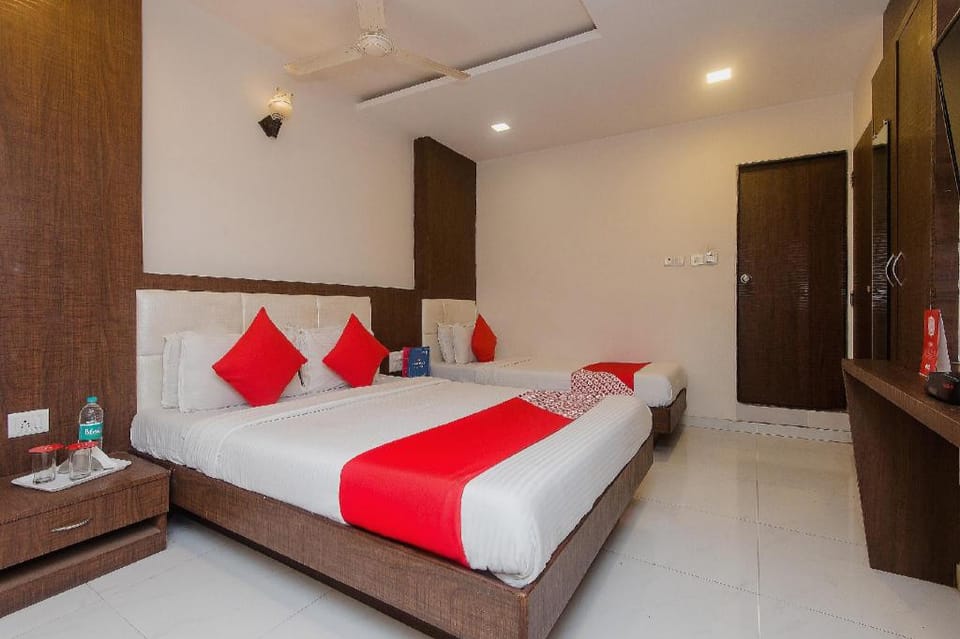 Hotel O Alfa Grand Near Chhatrapati Shivaji International Airport Hotel in Mumbai