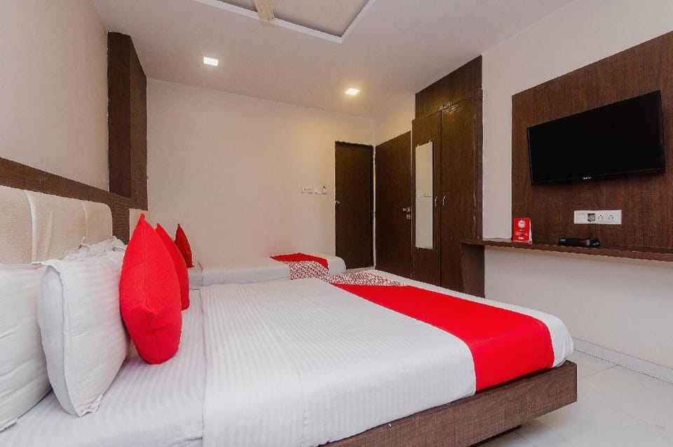 Hotel O Alfa Grand Near Chhatrapati Shivaji International Airport Hotel in Mumbai