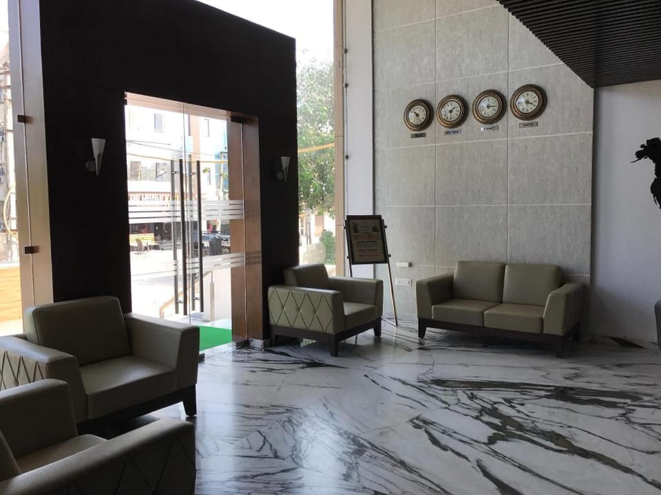 Hotel Rajdhani Hotel in Gujarat