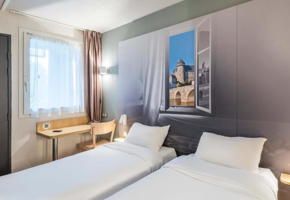 B&B HOTEL Laval Changé Hotel in Laval