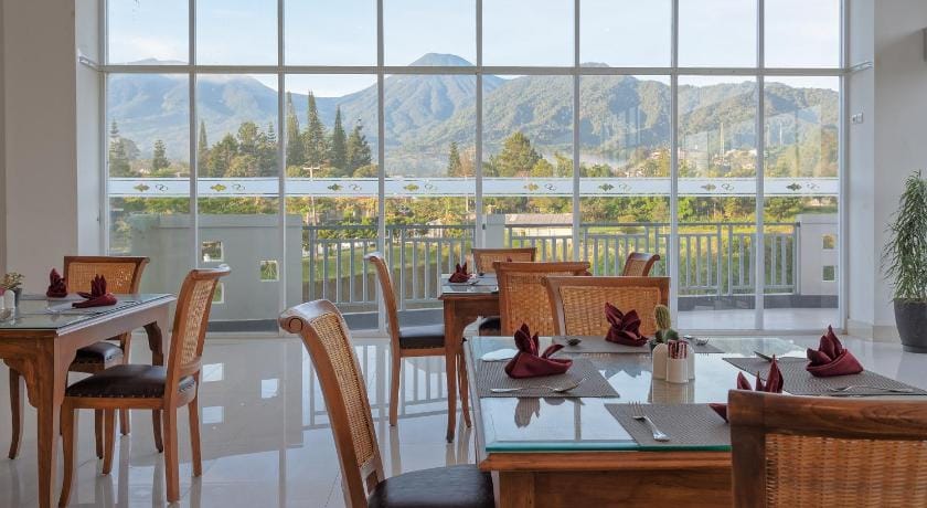 Le Eminence Puncak Hotel Convention and Resort Hotel in West Java