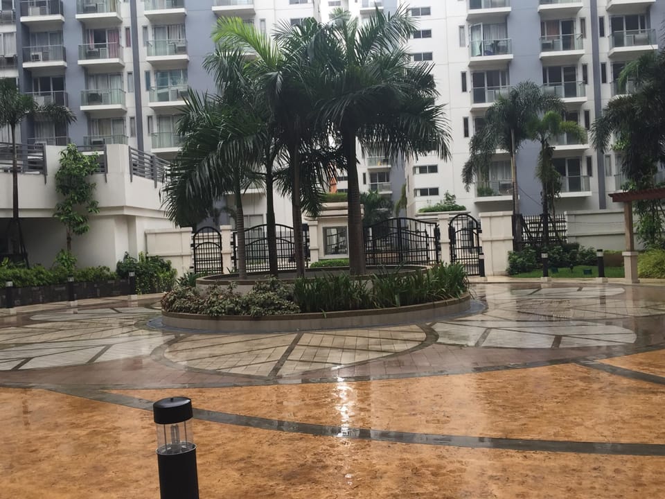 Palm Tree Villas Cluster 2 Apartment in Pasay