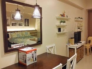 One Palm Tree Condo at Manila Airport T3 by Beth Apartment in Pasay