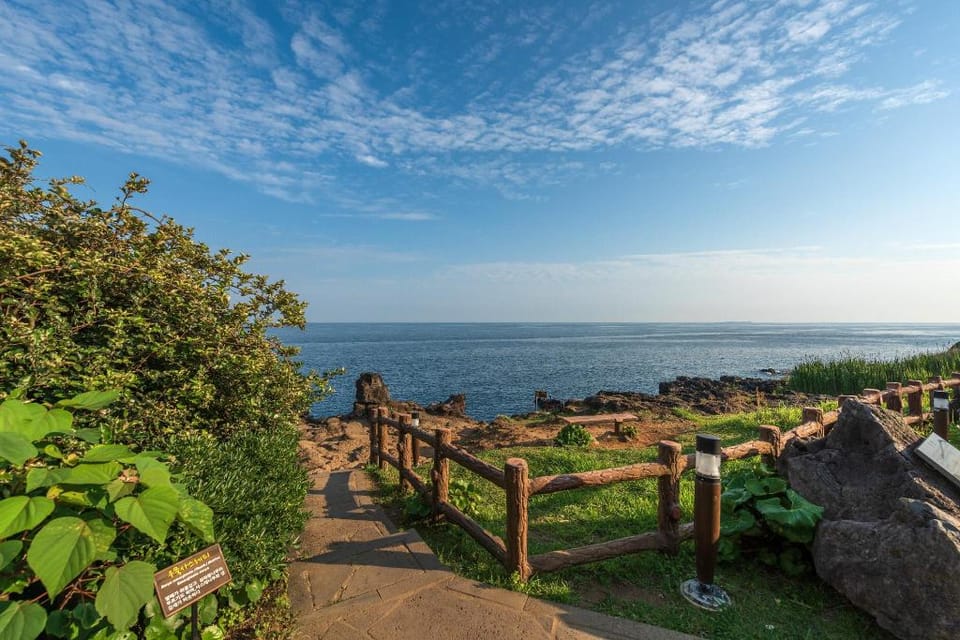 jeju sumang pension Bed and Breakfast in South Korea