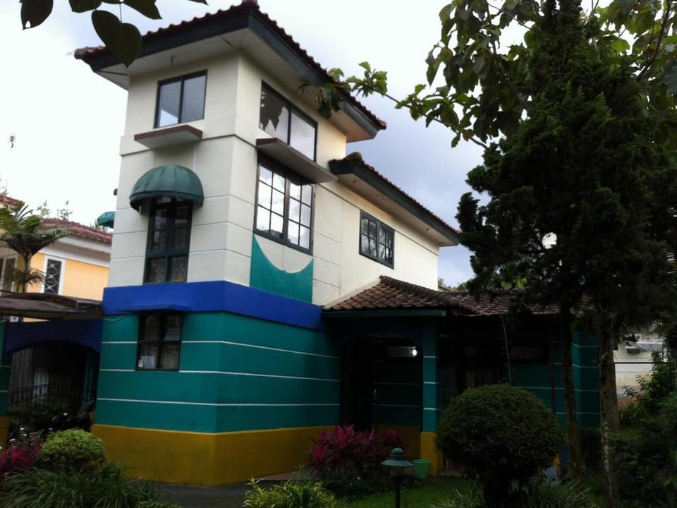 Villa Kota Bunga Protea Hotel in West Java