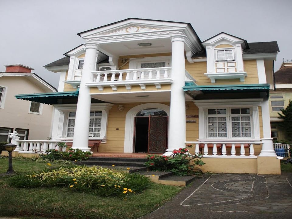Villa Kota Bunga Semanggi Hotel in West Java