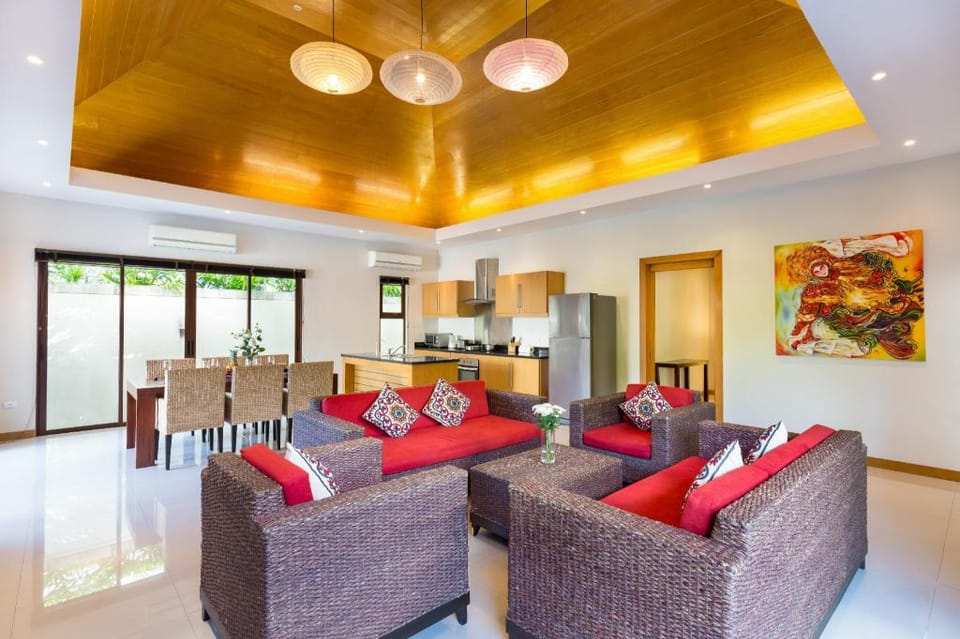 Balinese Boutique 3BR Pool Villa Martin Villa in Rawai