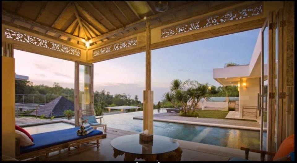 Sunset Paradise Villa Uluwatu Hotel in Bali
