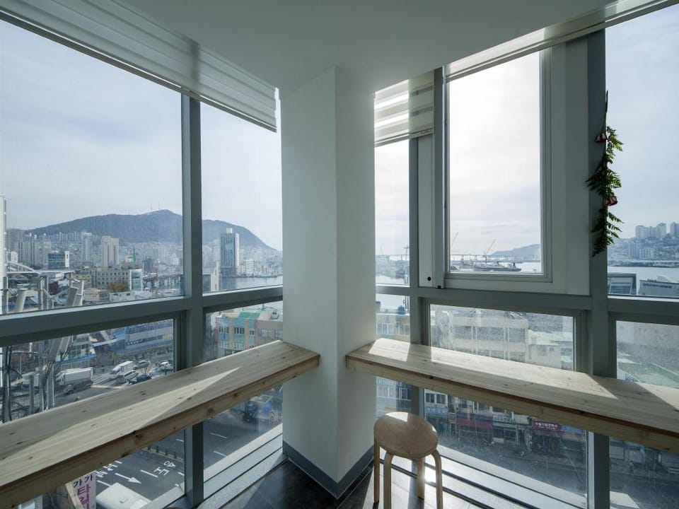 K-GUESTHOUSE Premium Nampo 1 Bed and Breakfast in Busan