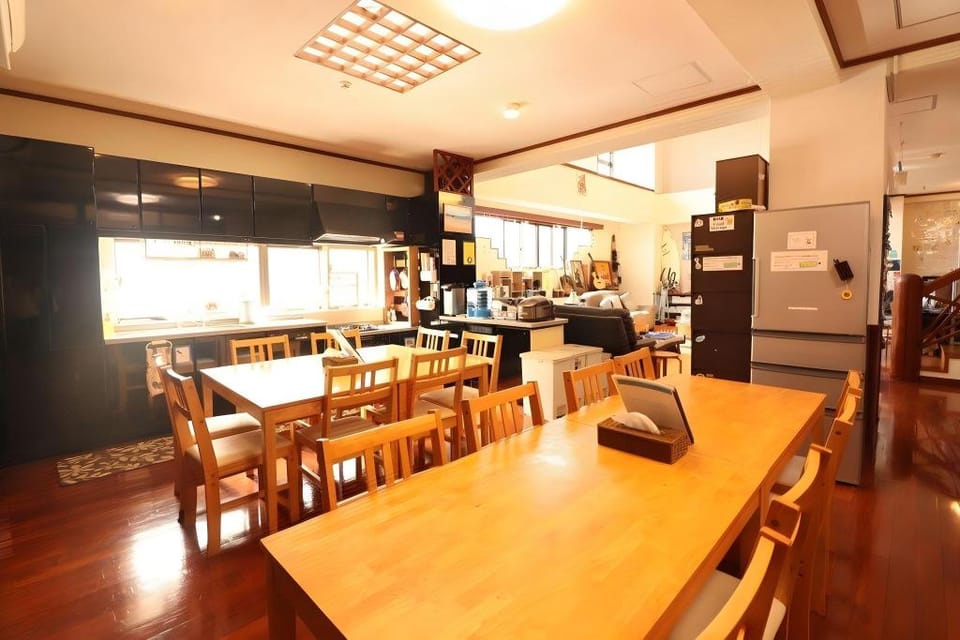 All Friends Guest House Bed and Breakfast in Okinawa Prefecture