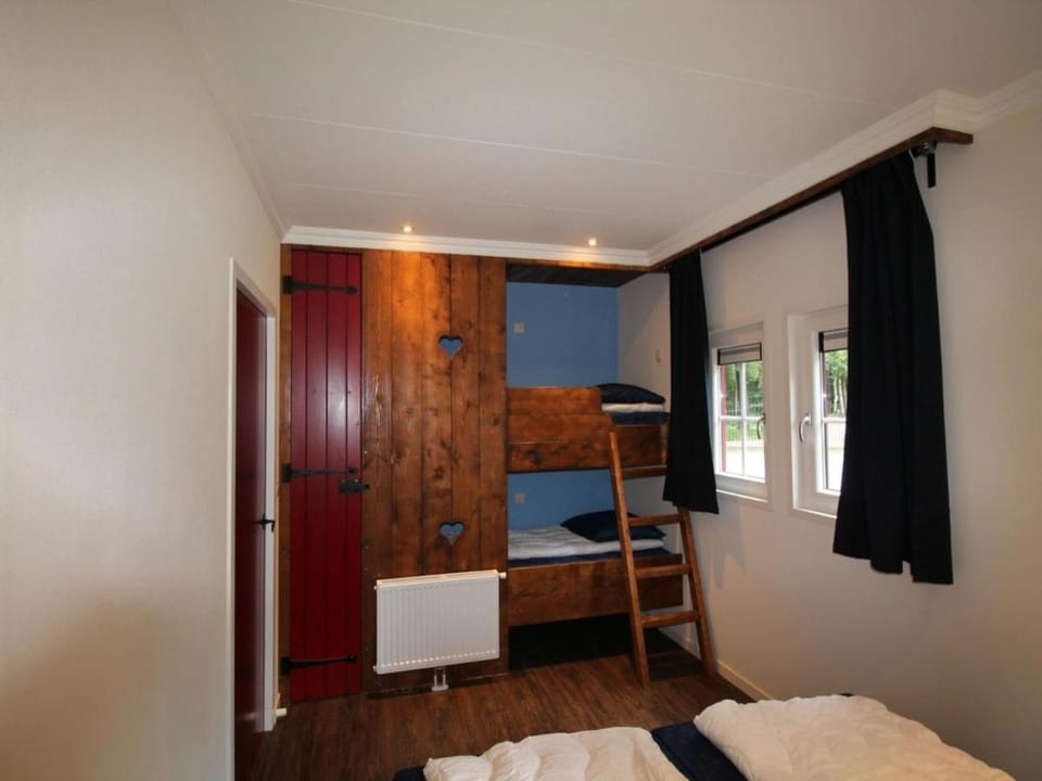 Villa in De Bult with modern comforts Villa in Drenthe (province)