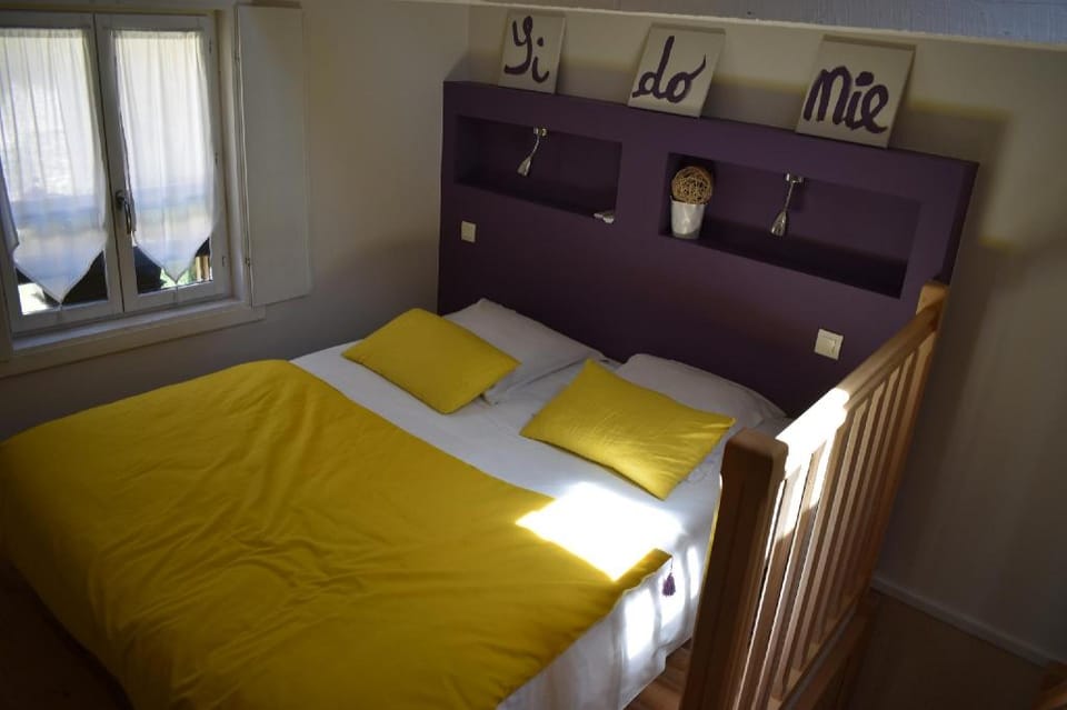 Madeleine & Cie Bed and Breakfast in Angers