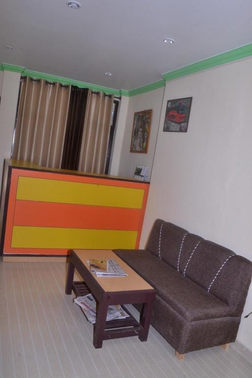 Hotel Hill Town Hotel in Punjab, India