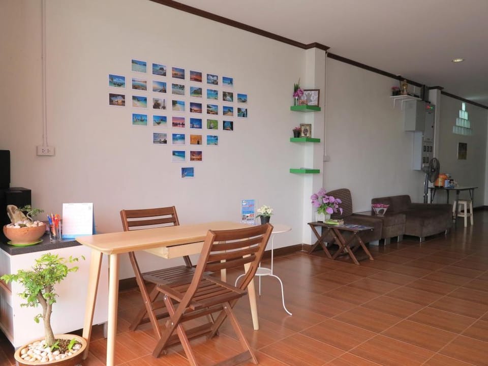 Pro Chill Krabi Guesthouse Hotel in Krabi Changwat