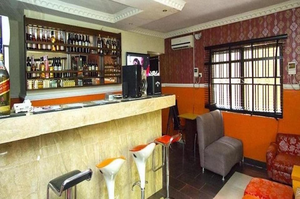 Anjiez Royal Suite Hotel in Lagos